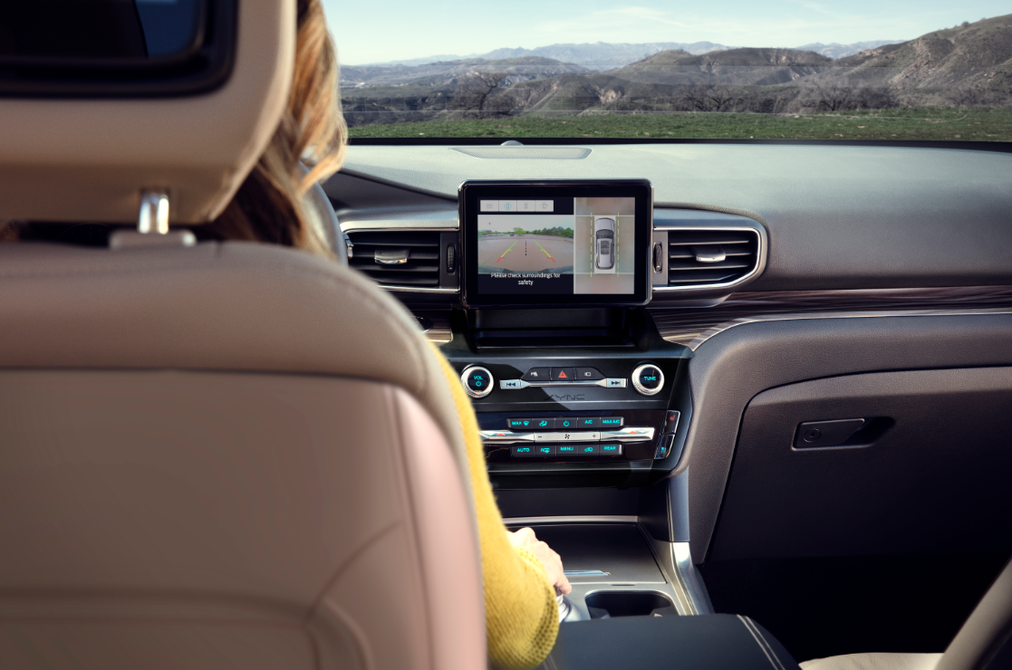 Sistema multimedia SYNC® 3 con pantalla de 8"